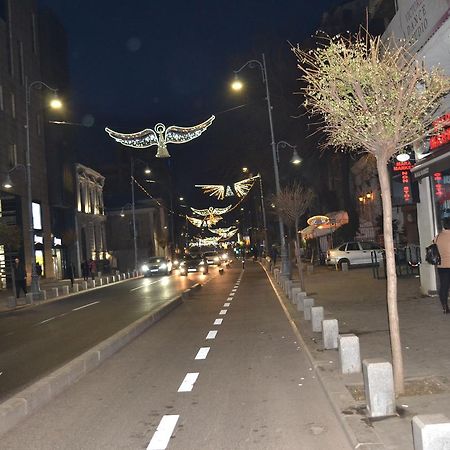 Victoria Plaza Two Bdr Apt Daire Bükreş Dış mekan fotoğraf