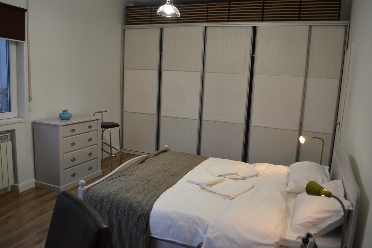 Victoria Plaza Two Bdr Apt Daire Bükreş Dış mekan fotoğraf