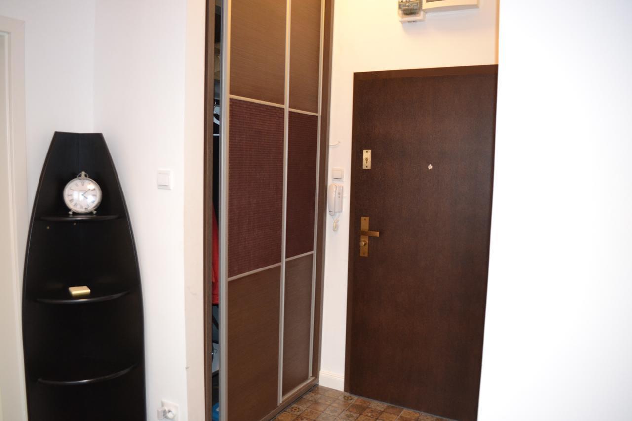 Victoria Plaza Two Bdr Apt Daire Bükreş Dış mekan fotoğraf