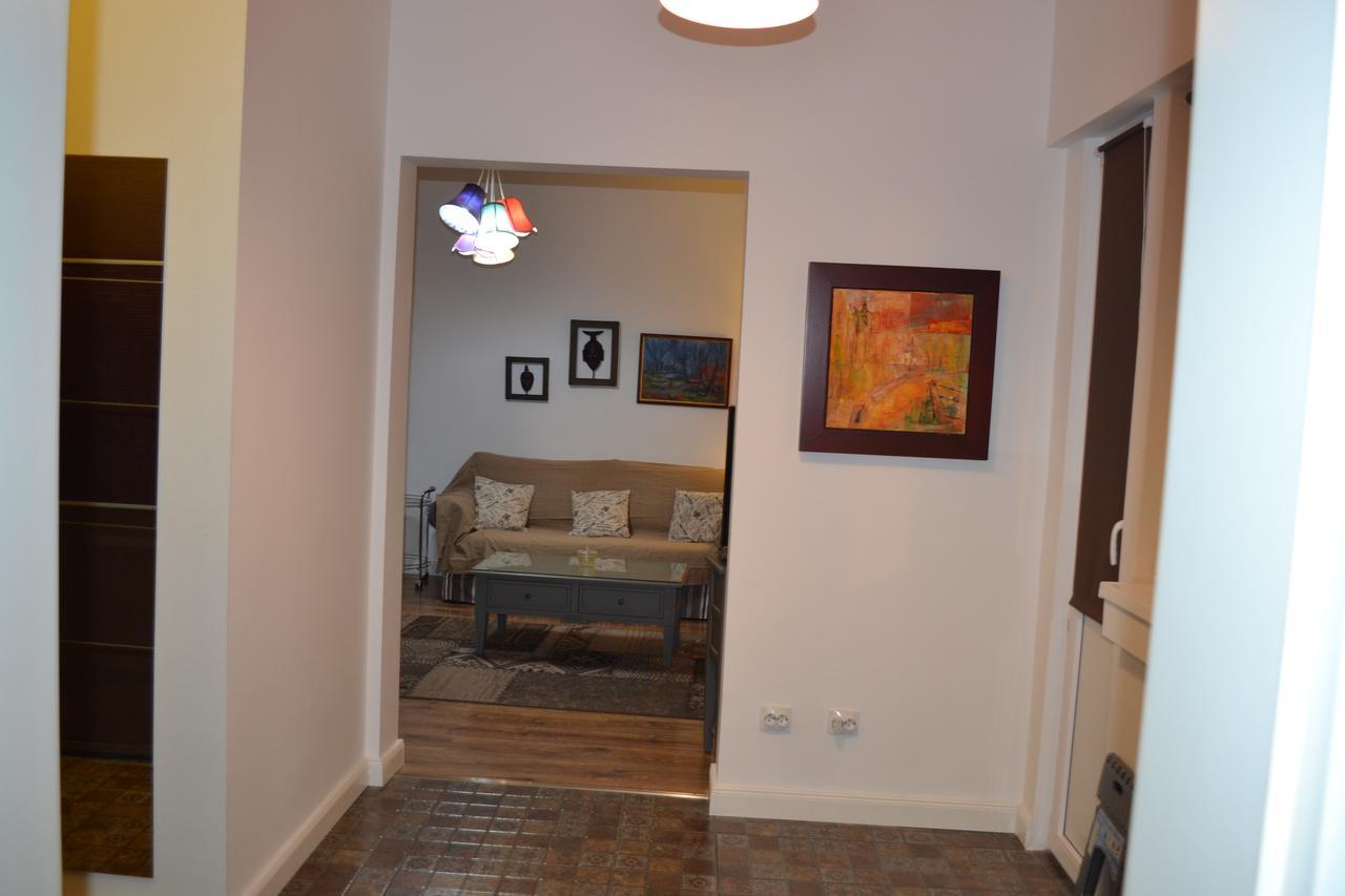 Victoria Plaza Two Bdr Apt Daire Bükreş Dış mekan fotoğraf
